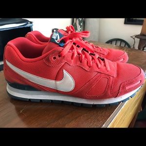 Nike waffle trainers size 13